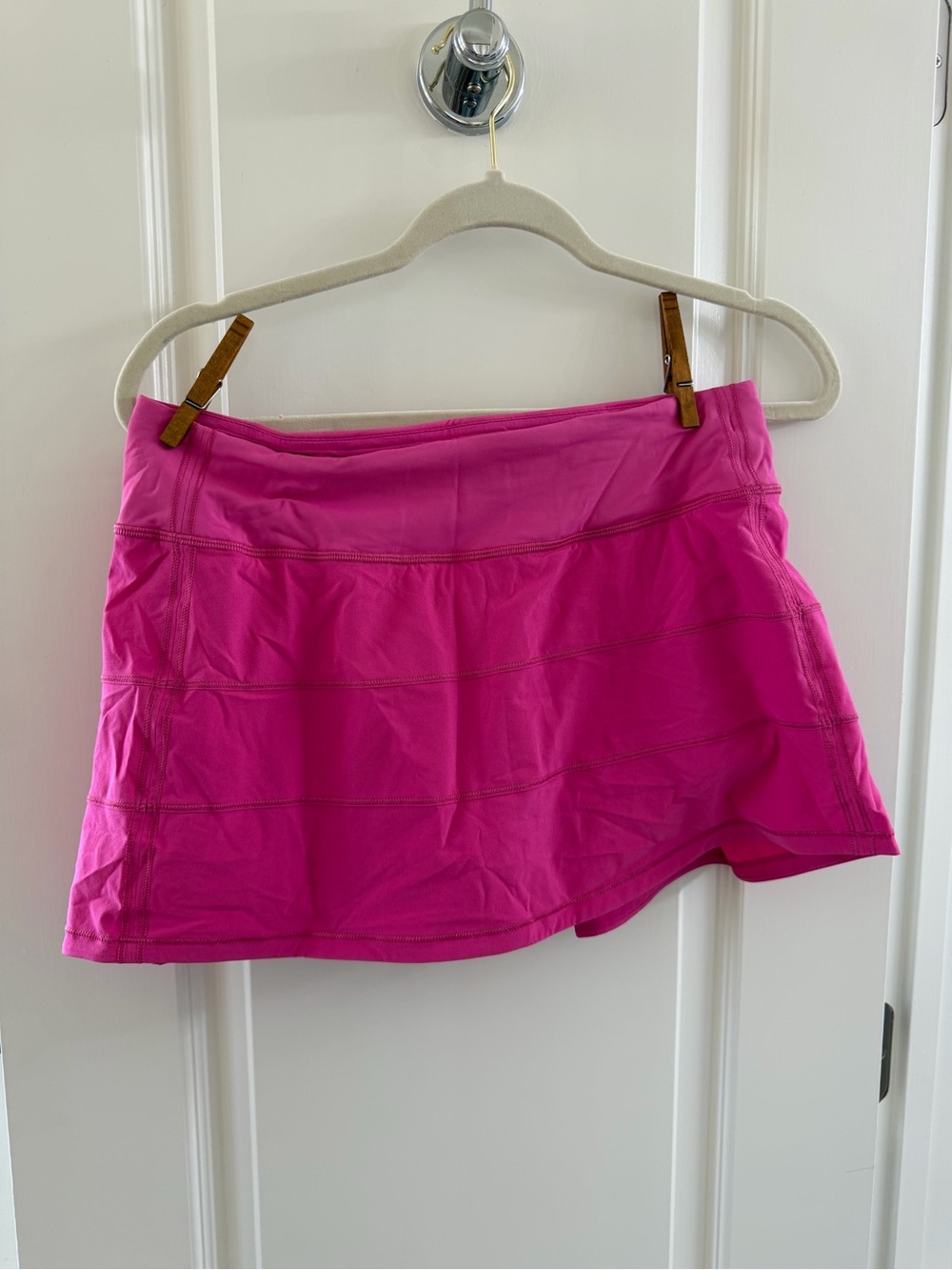 lululemon athletica Pace Rival Skirt Mid Rise in Sonic Pink - Picture 2 of 4